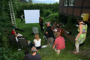 2013.07.03 - Oglądanie film&oacute;w jaskiniowych w plenerze - Stare Bielsko