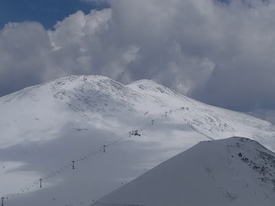 2024.05.09 Tochal 3964 m g&oacute;ry Alborz, Iran