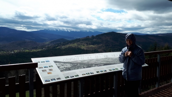 2024.034.04 Wieża widokowa na Surzyn&oacute;wce /na p&oacute;łnoc od Babiej G&oacute;ry/