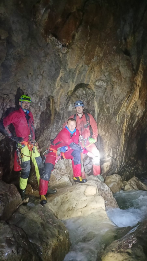 Gouffre Berger suche dno