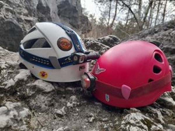 2021.04.11 - Jaskinia Berkowa i Piknik pod wiszącą skałą