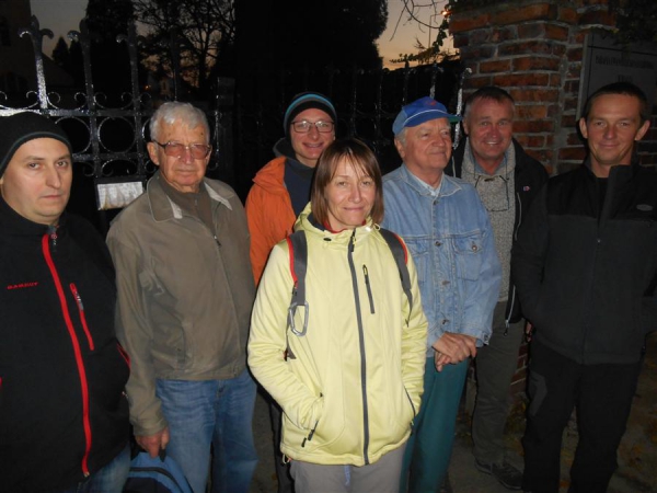 2015.11.01 Cmentarz Ewangelicki na ul. Krakowskiej i bunkier Niemiecki z okresu II wojny światowej
