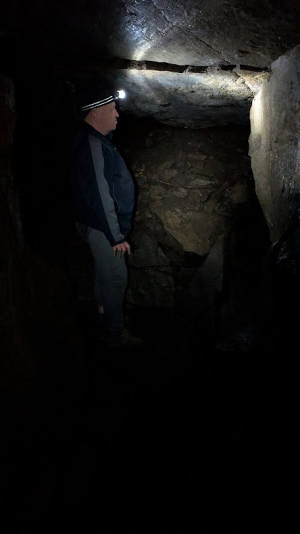 2025.07.11 Jaskinia przed Rozdrożem w Beskidzie Żywieckim