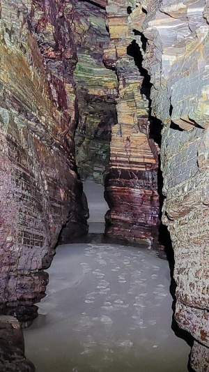 2025.11.16 Hiszpania - jaskinie w klifach