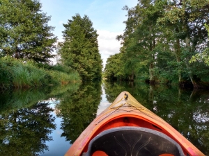 2020.08.28 Spływ kajakowy rzeką Piaśnicą /na wybrzeżu/