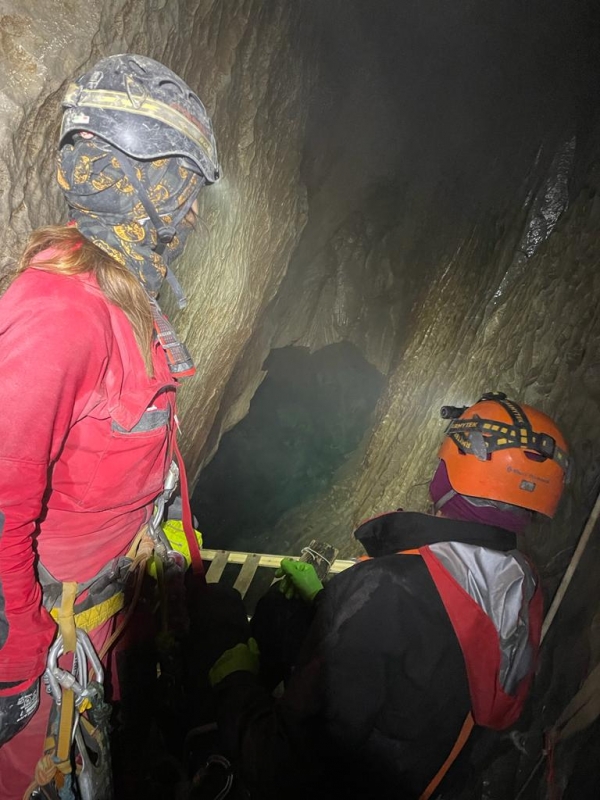 2024.01.20 Jaskinia Miętusia-Ciasne Kominy