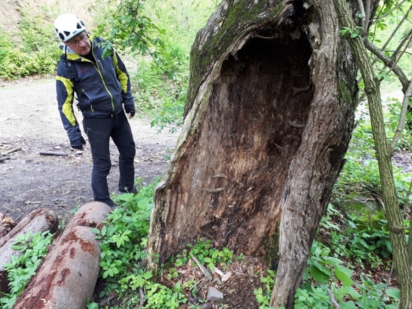 2019.05.10 Akcja rowerowa do "krateru meteorytowego" w rejonie zapory w Wapienicy