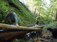 2013.06.13 Wycieczka - rejon Czyrnej - pokonanie cieku wodnego! 