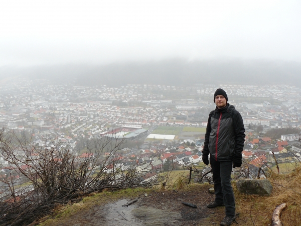 2017.03.24-26 Wycieczka na Fl&oslash;yen, Urliken, Stoltzekleiven