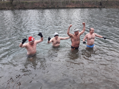 2017.12.31 Sylwestrowa kąpiel w Wapienicy