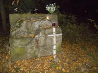 2015.10.29 Tajemniczy pomnik pod Dębowcem - wyjazd Sekcji Historii Kultury Materialnej Speleoklubu Bielsko-Biała