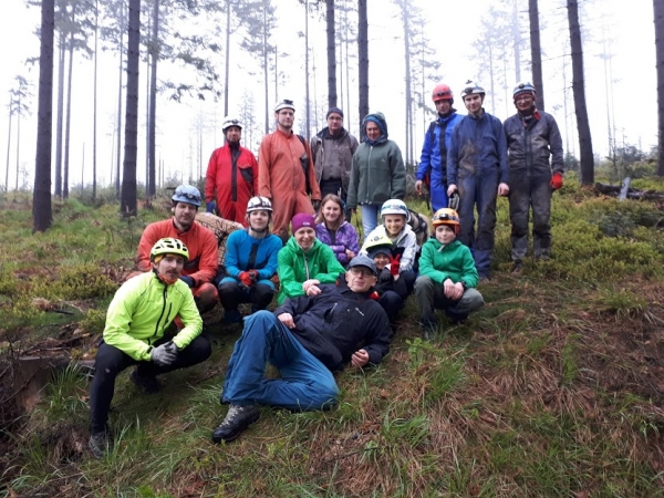2019.05.09 Jaskinie w rejonie Grabowej w Beskidzie Śląskim