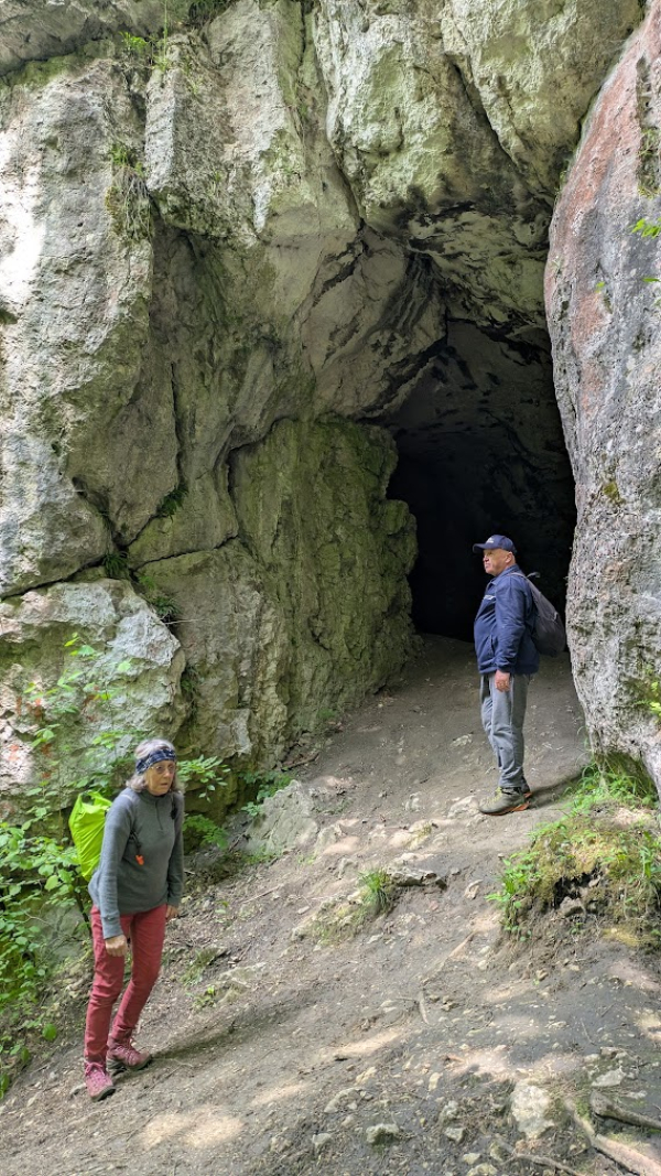 2025.05.24 Rejon Ryczowa - Jura, skałki i jaskinie