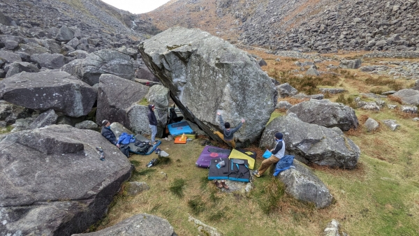 2023.03.05 Glendalough boulderowo